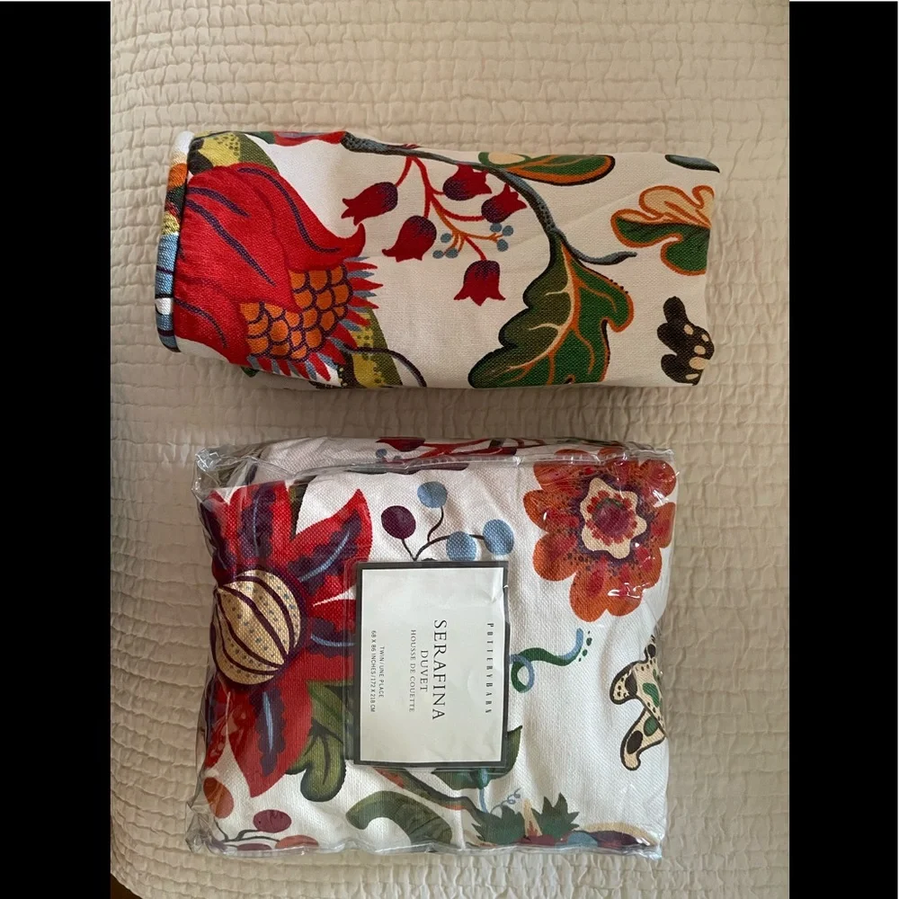 Pottery Barn Serafina Twin Duvet set